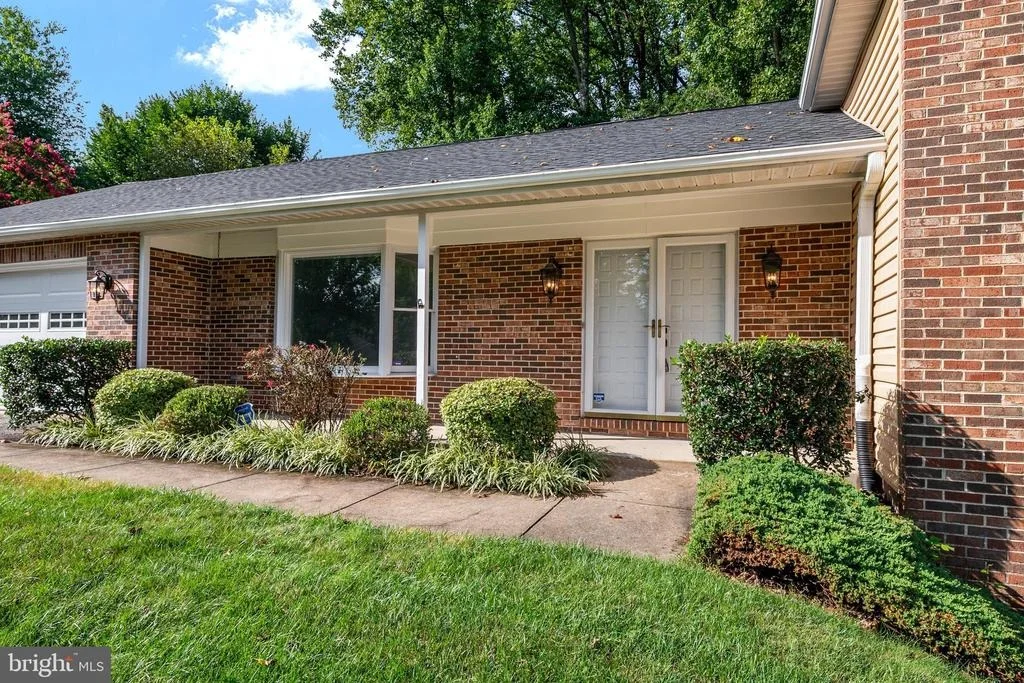 Photo of 6204 GIDEON STREET