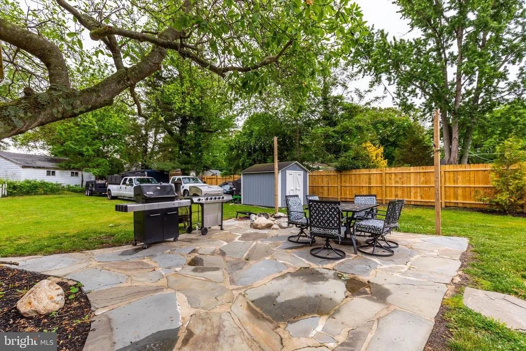 Photo of 27 ELM AVENUE