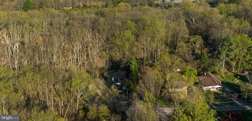 Photo of 7125 EDGEMONT ROAD