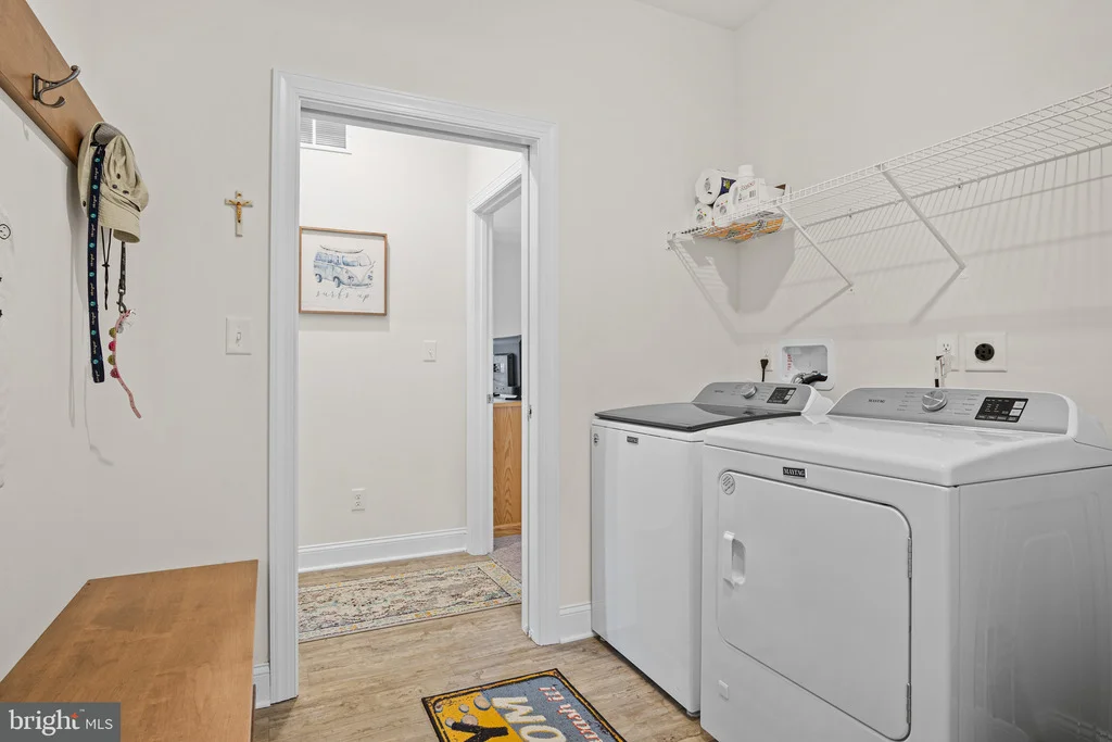 Photo of 226 UNIVERSITY DRIVE