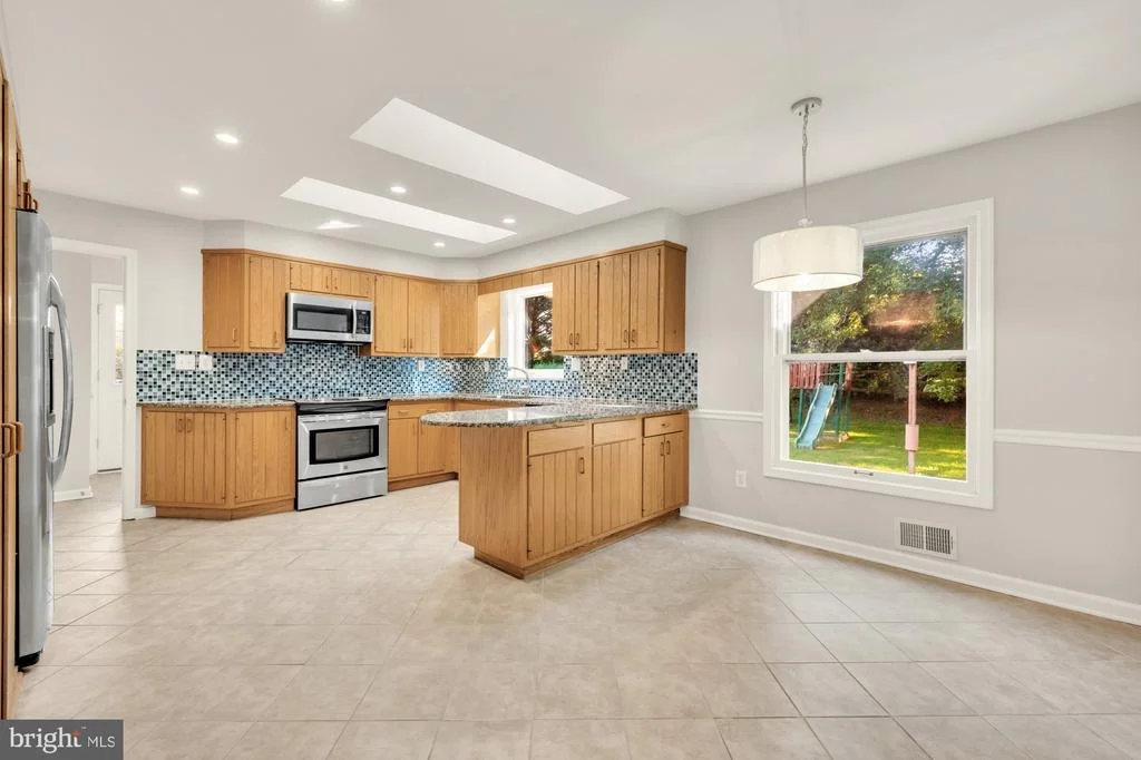 Photo of 8705 BELLS MILL ROAD