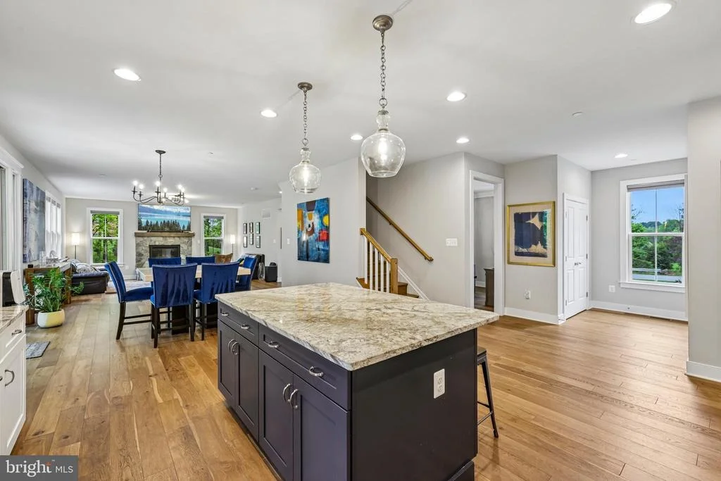 Photo of 1310 HOOK ROAD