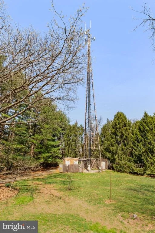 Photo of 17335 DONORA ROAD