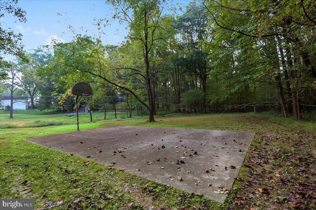 Photo of 9500 HOLSEY ROAD