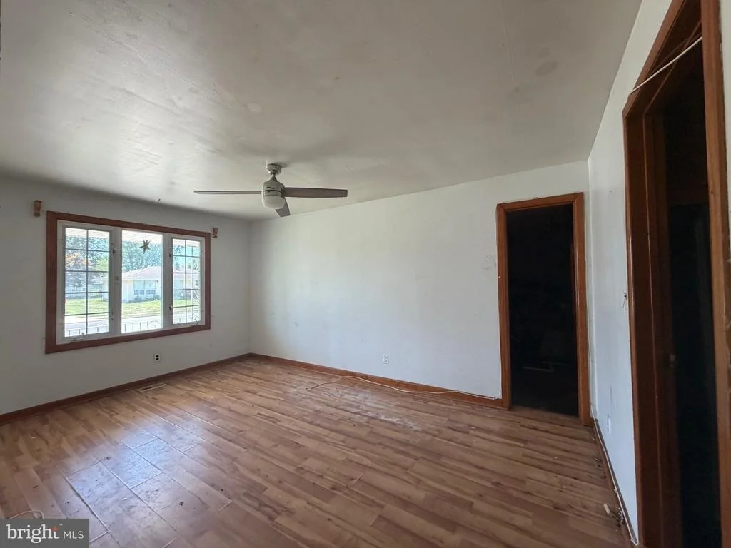 Photo of 27 LANGDON ROAD