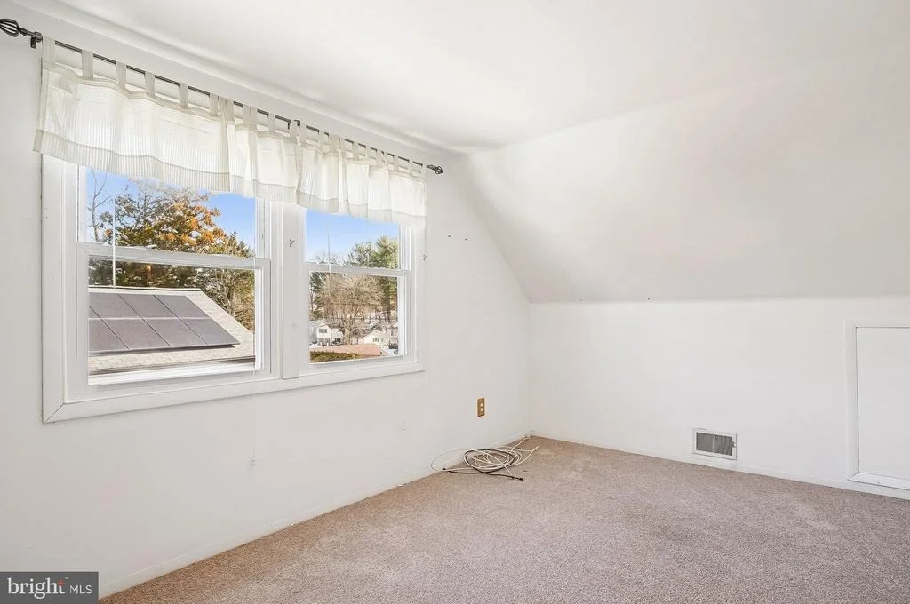 Photo of 16005 PENNANT LANE