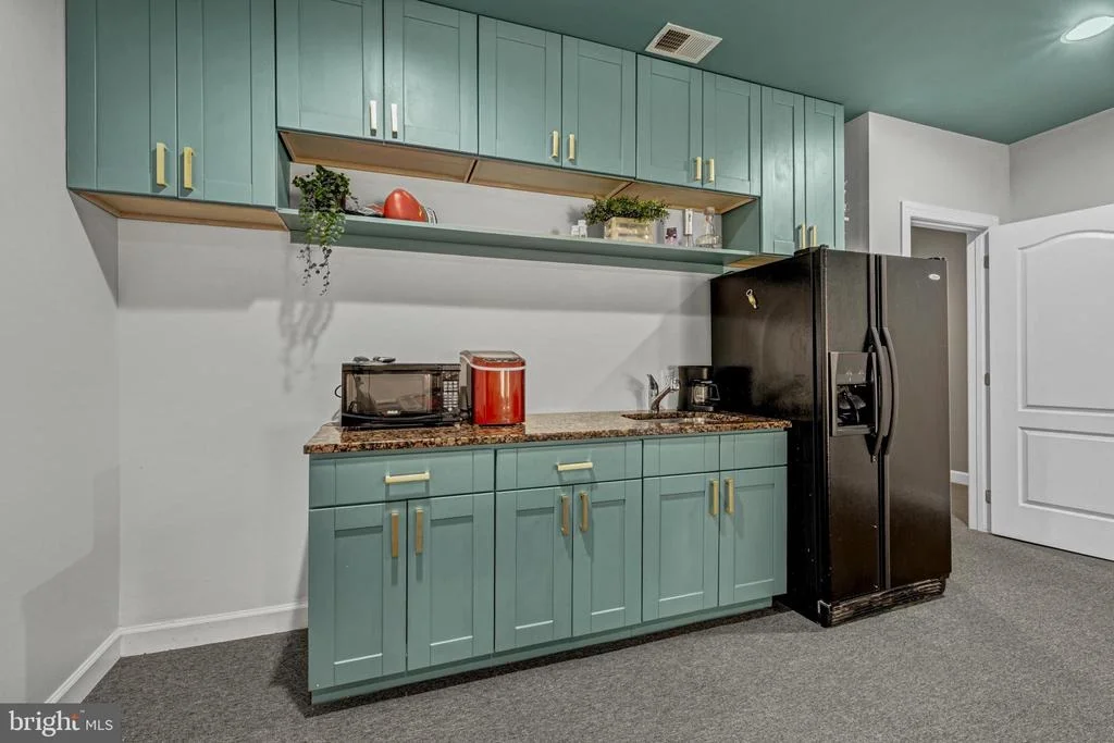 Photo of 42654 FRONTIER DRIVE