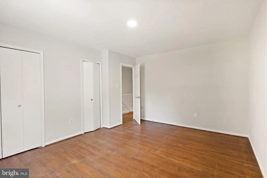 Photo of 2037 DURAND DRIVE