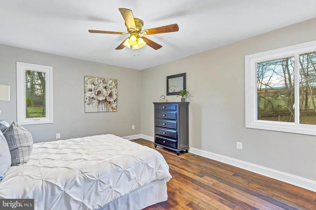 Photo of 9426 BOYDS TURN ROAD