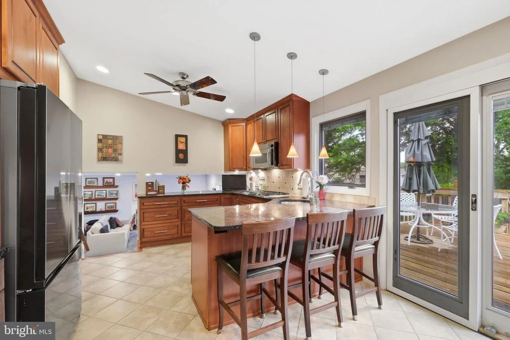 Photo of 8815 POSTOAK ROAD