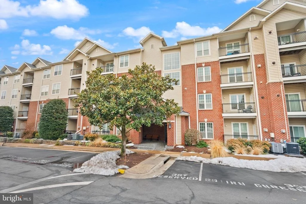 Photo of Unit 1116 at 1601 SPRING GATE DRIVE