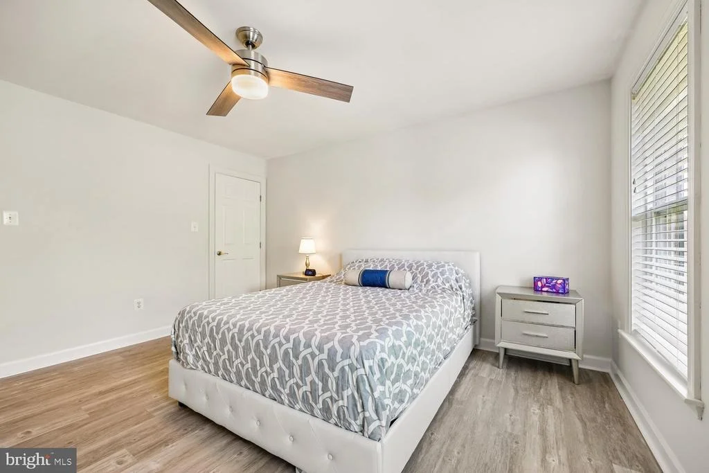 Photo of 503 GLENBROOK DRIVE