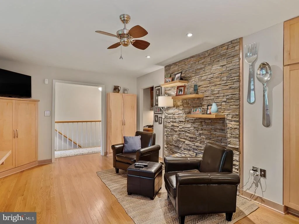 Photo of 17509 SKYLINE DRIVE