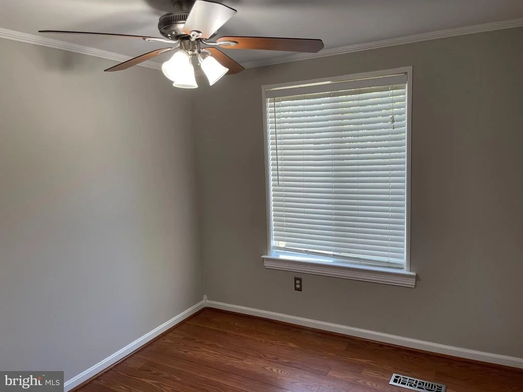 Photo of 4502 CUB RUN ROAD