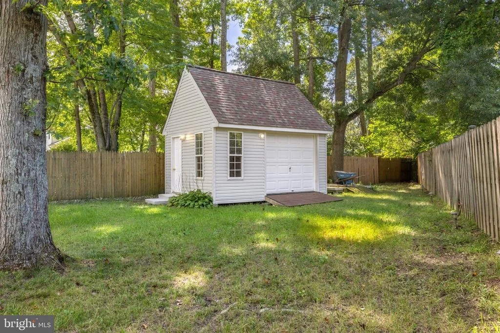 Photo of 459 WINTERBERRY DRIVE