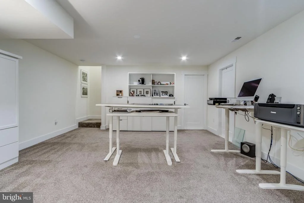 Photo of 16471 FOUR LEAF DRIVE