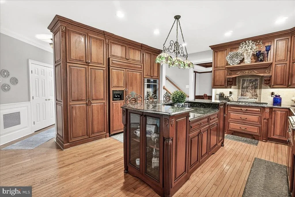 Photo of 6434 BELLEVUE PLACE