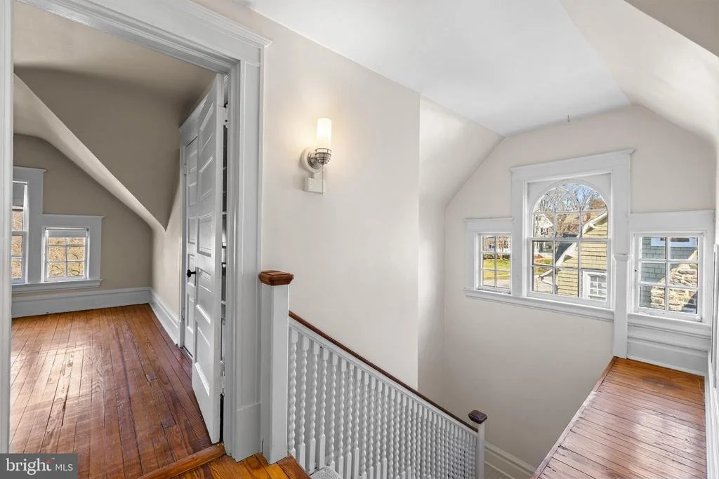 Photo of 225 HAWTHORNE ROAD