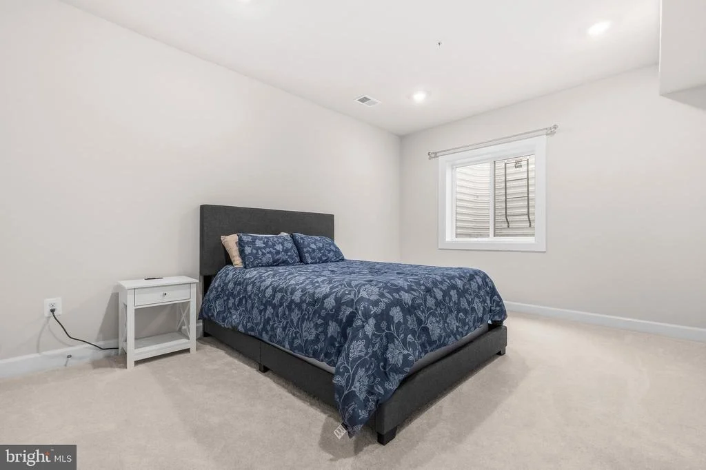 Photo of 15503 TWIN RIVER CIR
