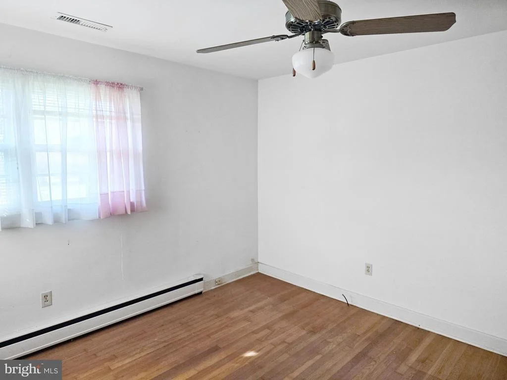 Photo of 105 LAKEVIEW DRIVE