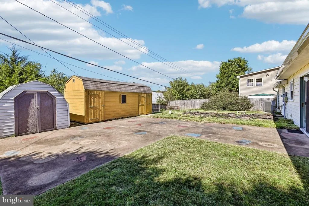 Photo of 4428 MIDDLE RIDGE DRIVE