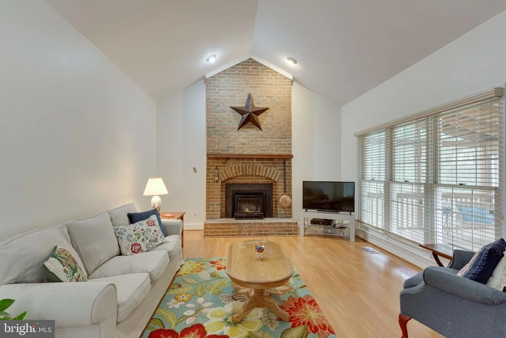 Photo of 9705 CYMBAL DRIVE