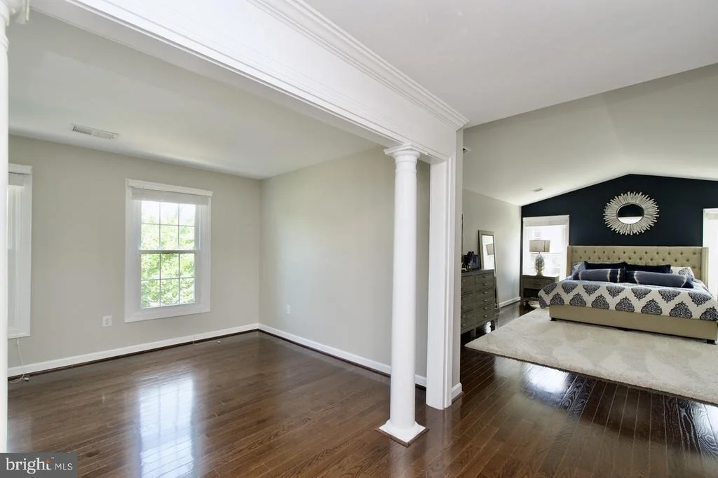 Photo of 5495 ASHLEIGH ROAD