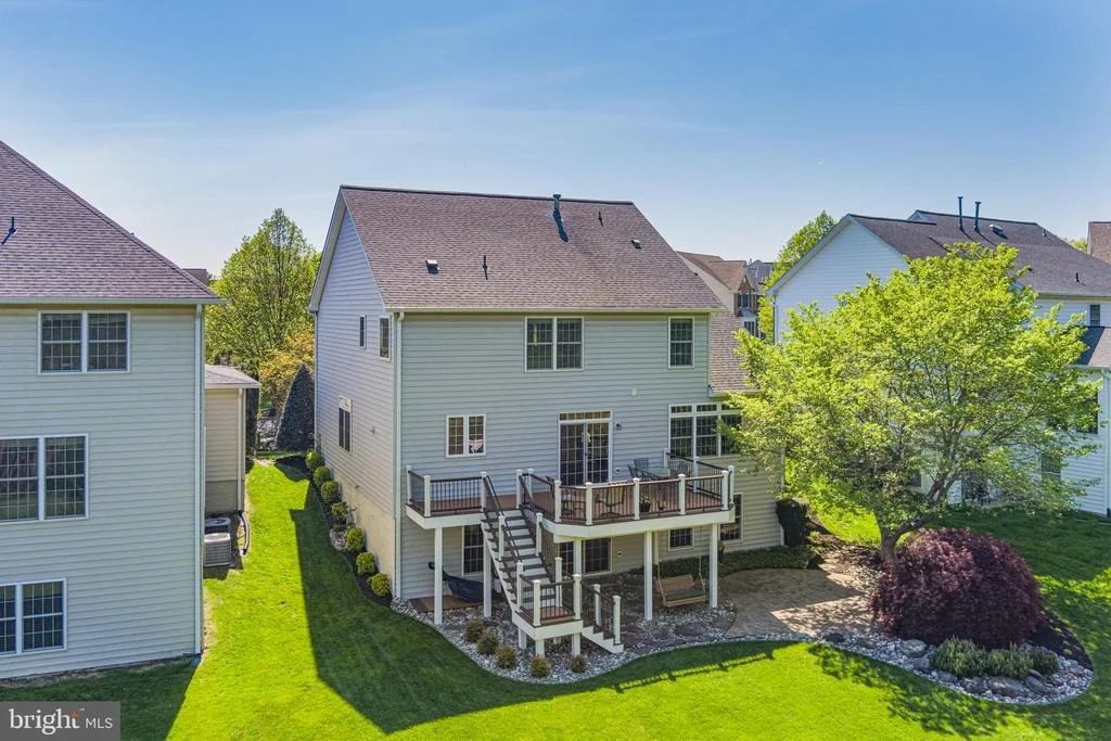 Photo of 9703 ROYAL CREST CIRCLE