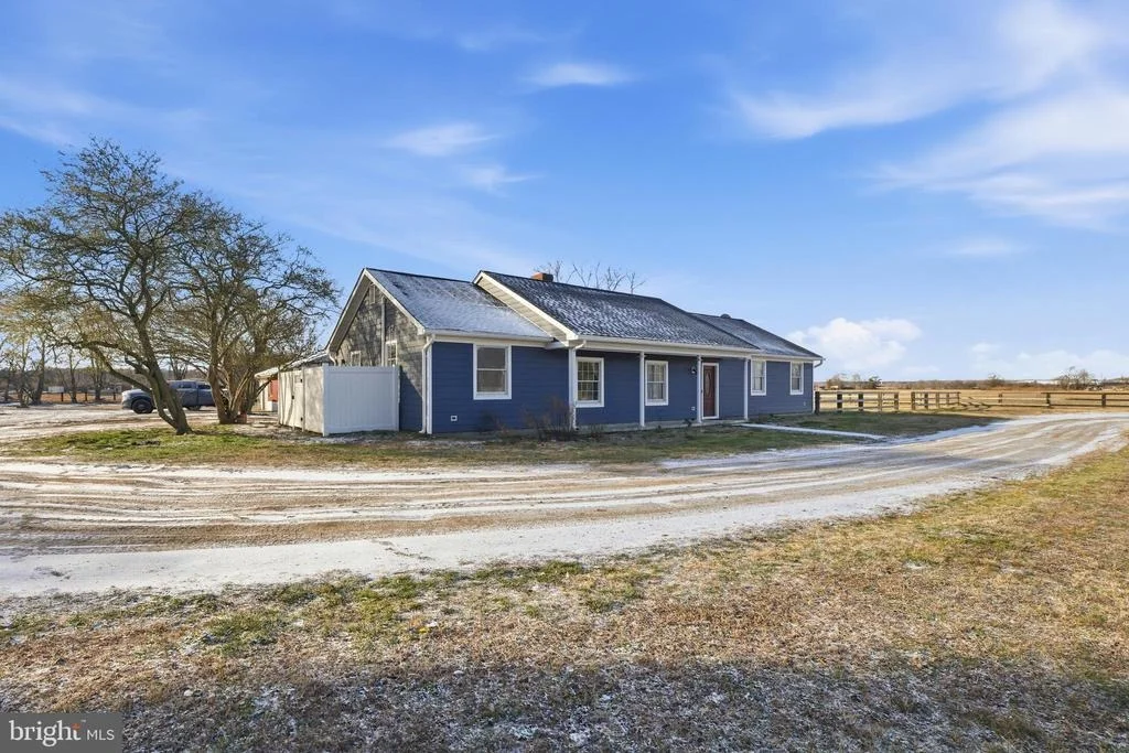 Photo of 20915 DOVER BRIDGE ROAD