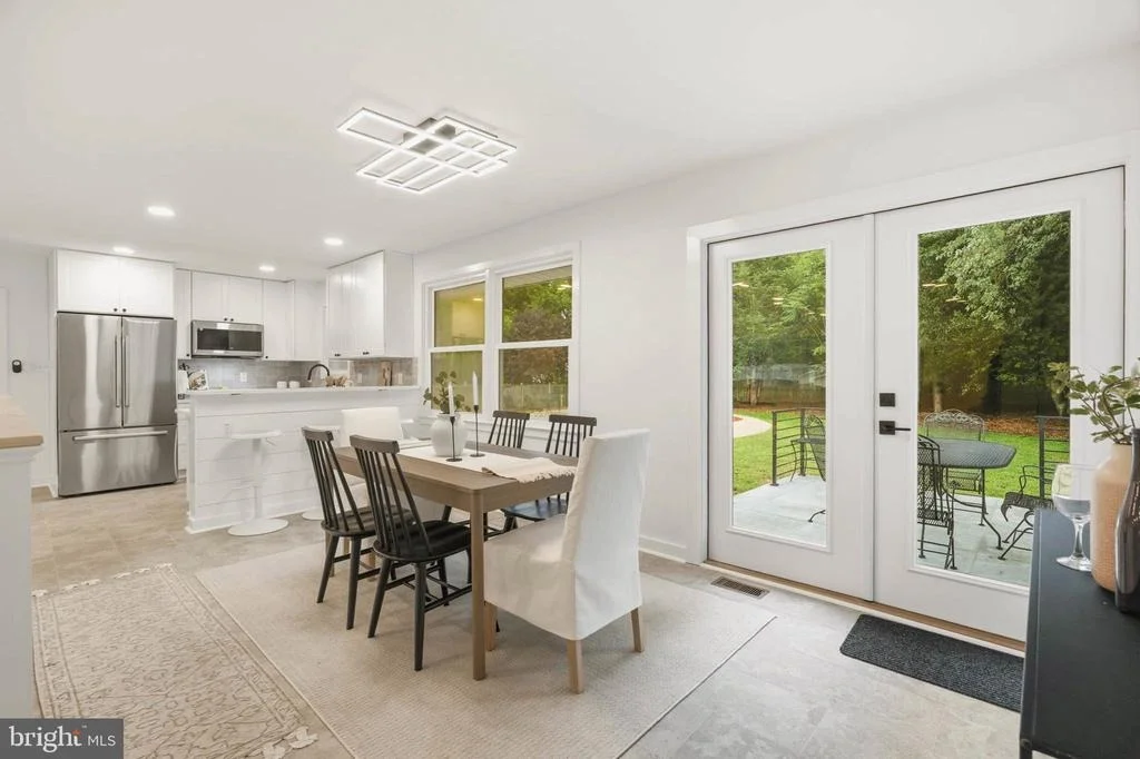 Photo of 109 SUNSET DRIVE