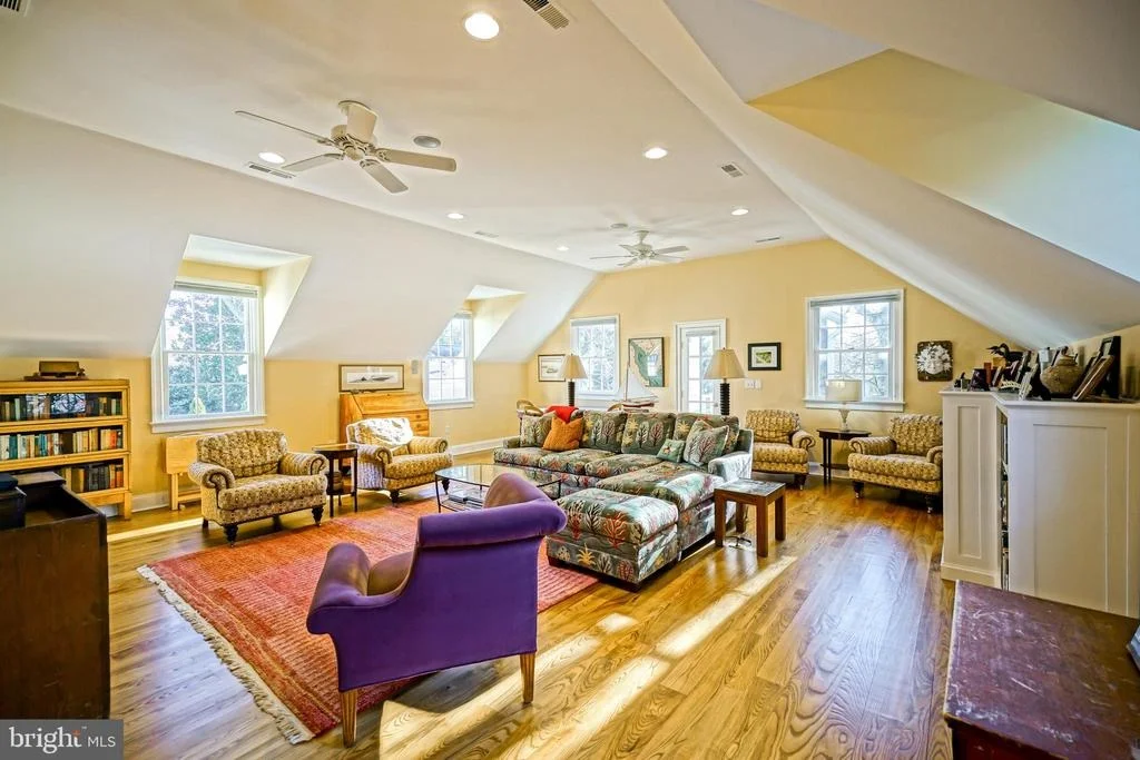 Photo of 558 PILOTTOWN ROAD