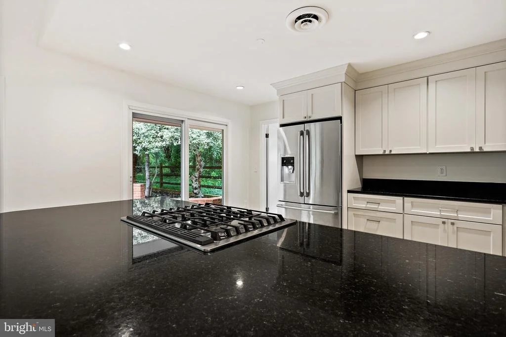 Photo of 1668 WINCHESTER ROAD