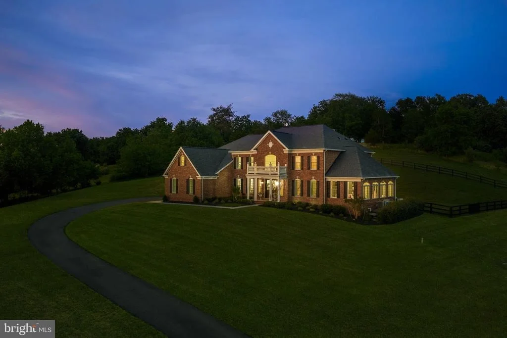 Photo of 15064 BARLOW DRIVE