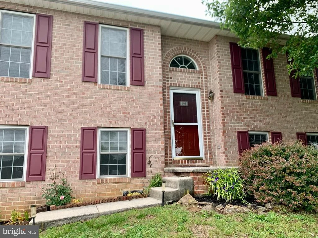 Photo of 108 GABRIEL COURT