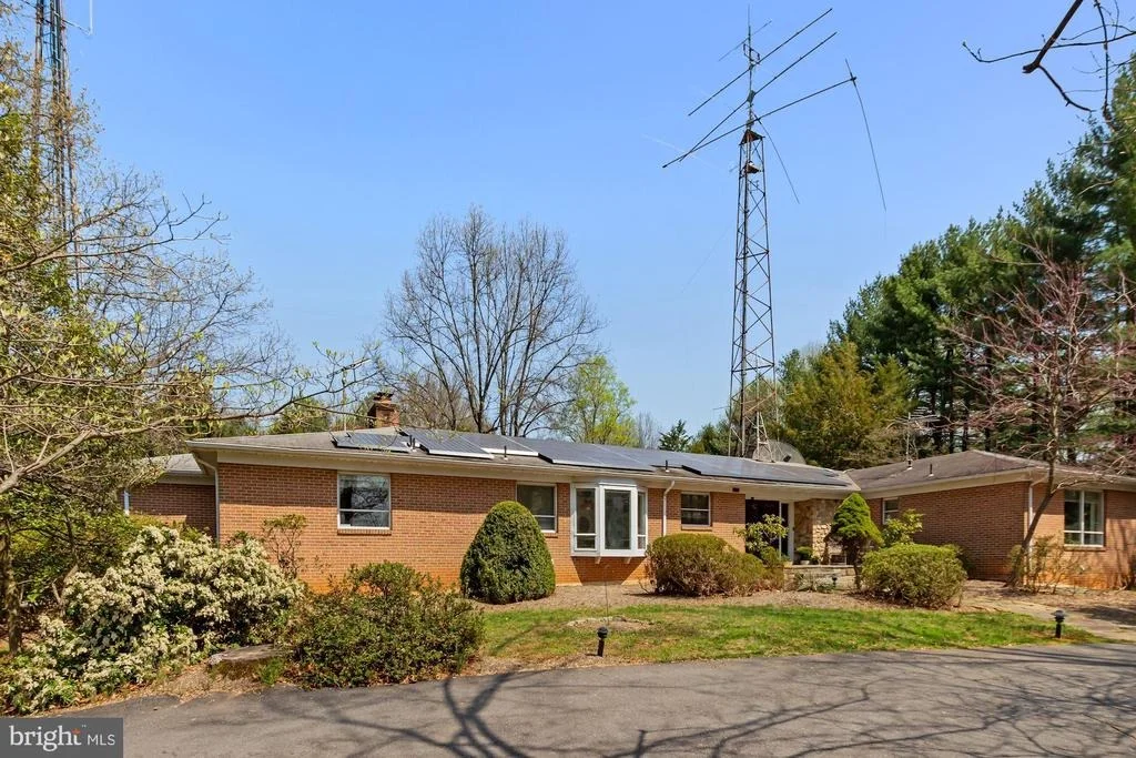 Photo of 17335 DONORA ROAD