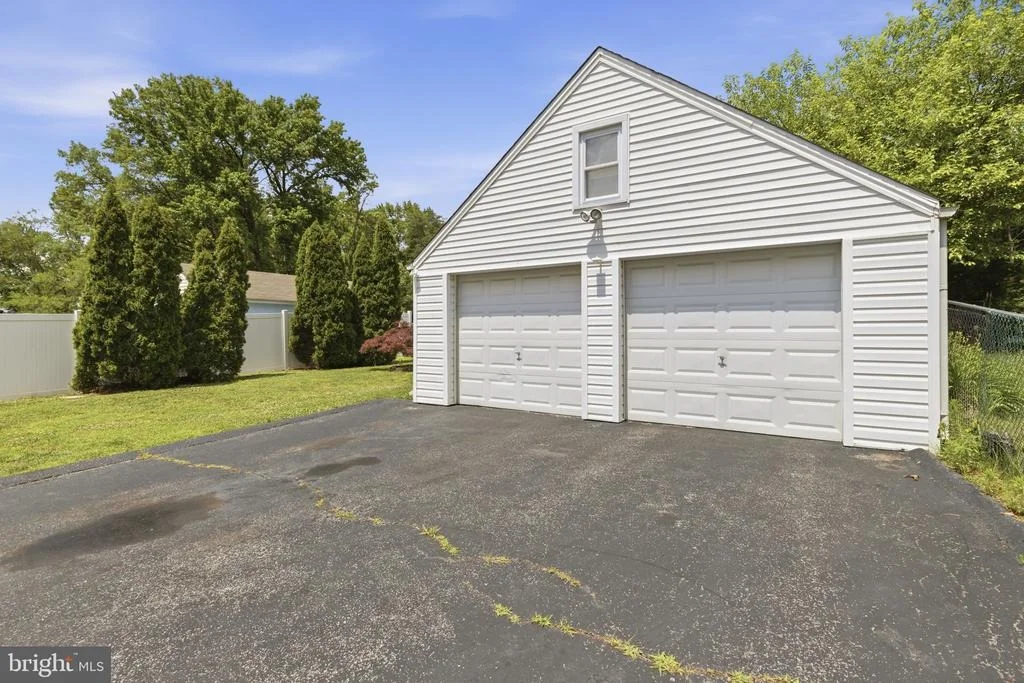 Photo of 1316 PINE GROVE AVENUE