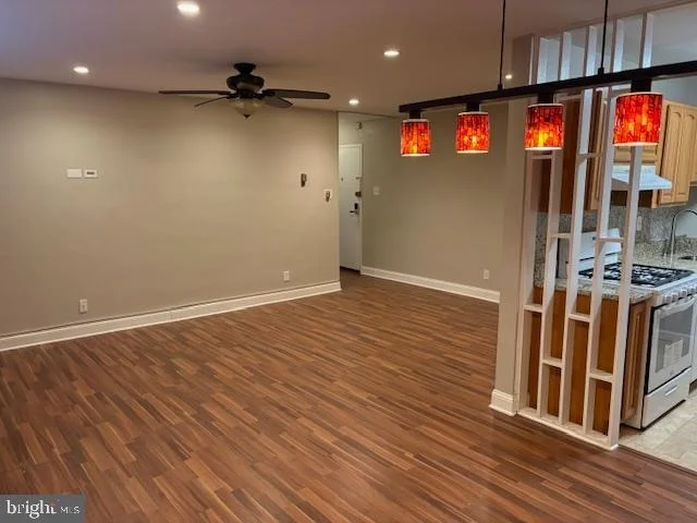 Photo of Unit 310 at 8601 MANCHESTER ROAD