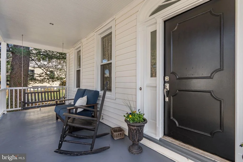 Photo of 212 DEARBORN AVENUE