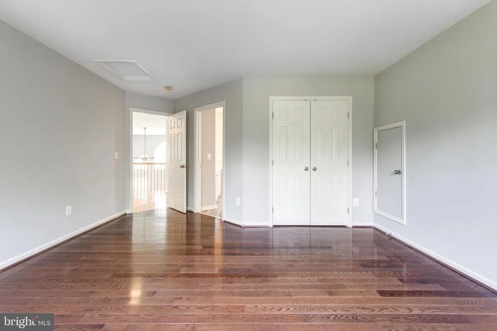 Photo of 6961 TANGLEWOOD DRIVE