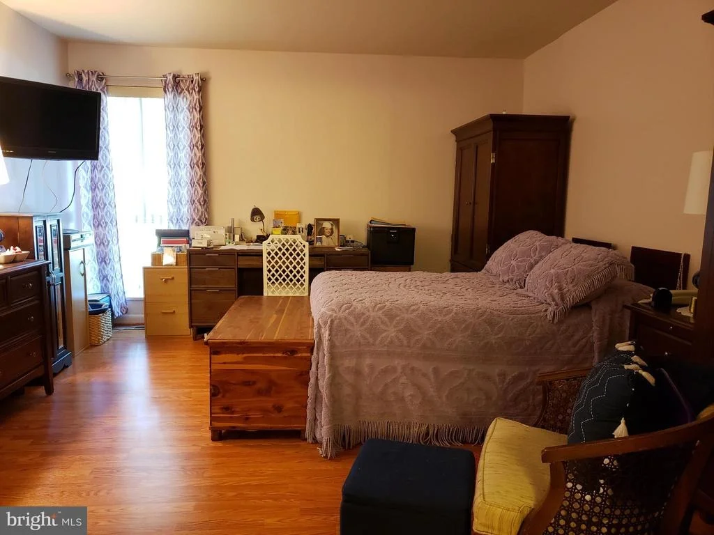 Photo of Unit 31B at 3629 GLEN EAGLES DRIVE