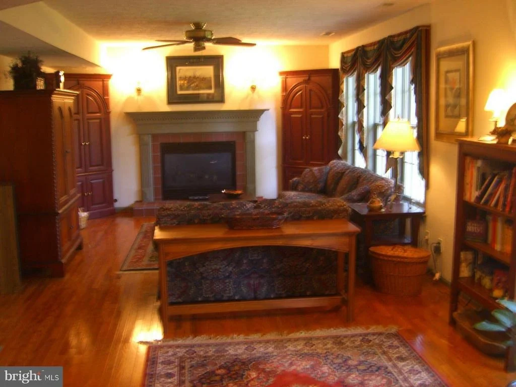 Photo of 43991 SPLIT PINE LANE