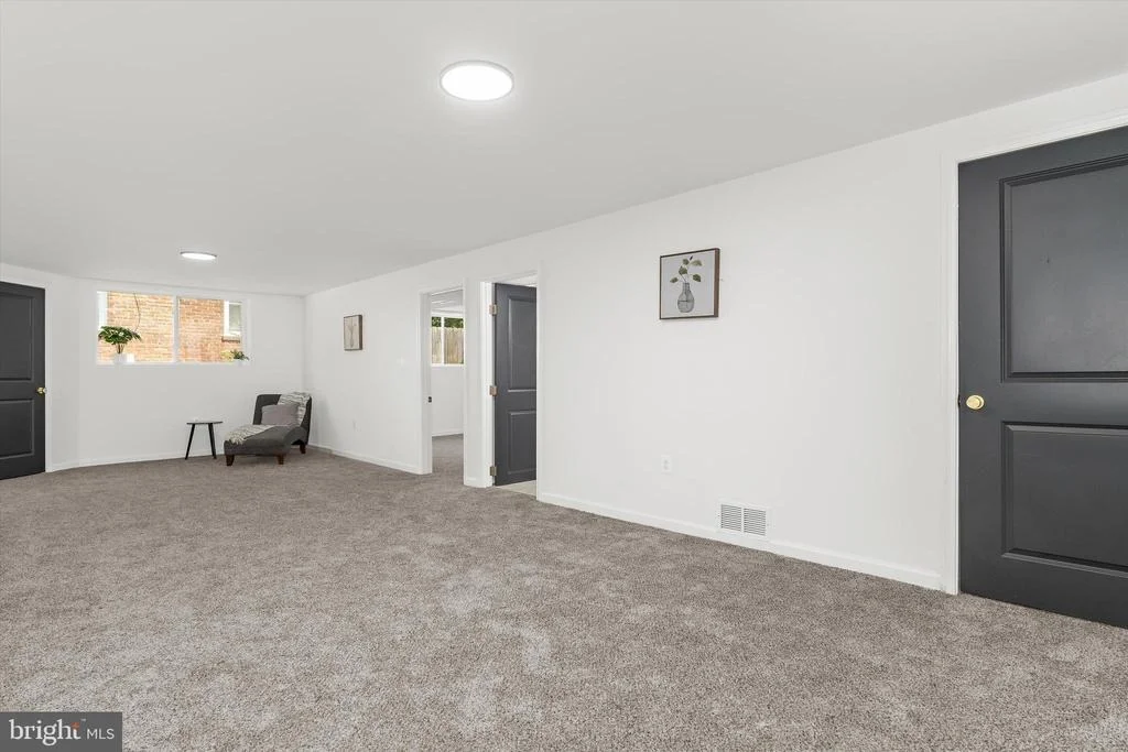 Photo of 4809 70TH PLACE