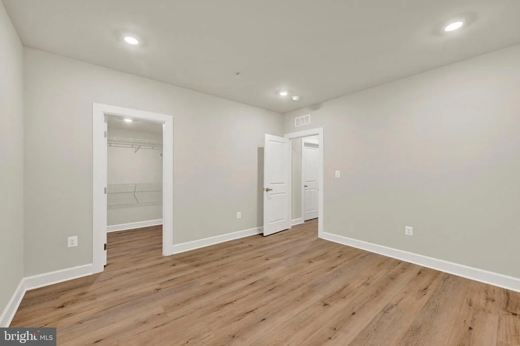 Photo of 1232 OLEANDER WAY