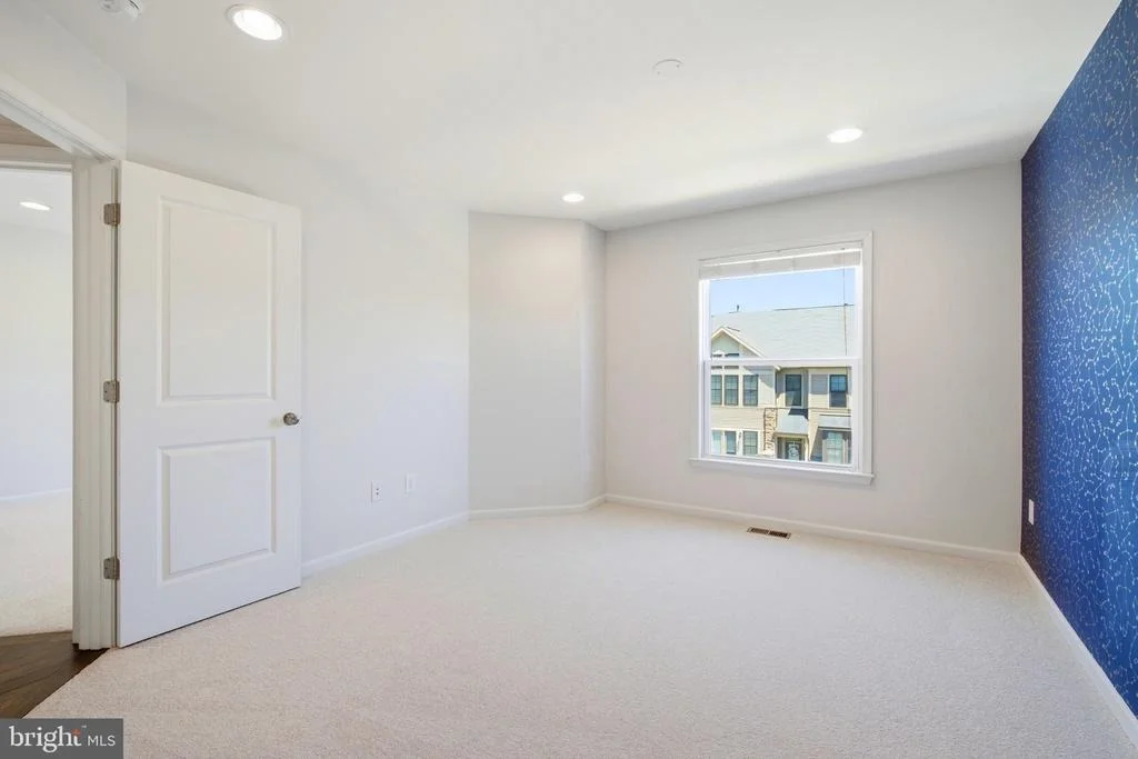 Photo of 23489 EPPERSON SQUARE
