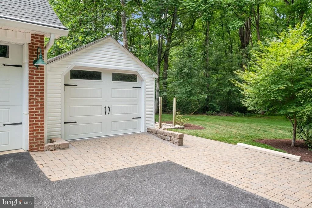 Photo of 6456 MEADOWLARK DRIVE