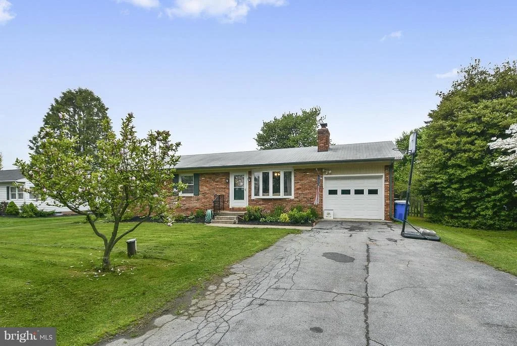 Photo of 7810 SPOUT SPRING ROAD