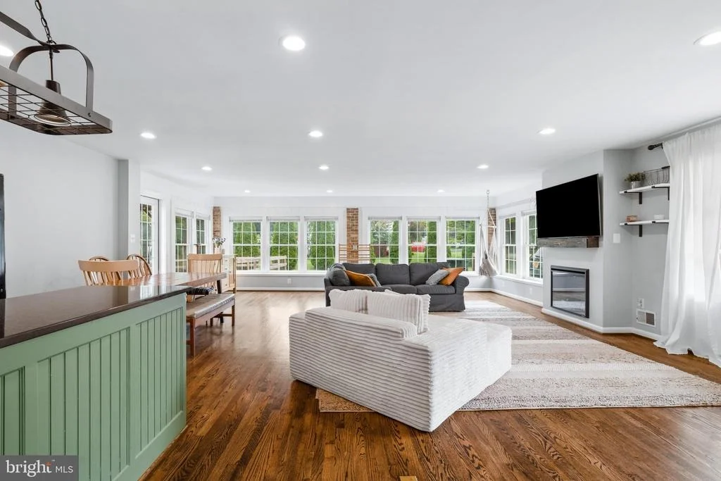 Photo of 7902 JUNIPER DRIVE