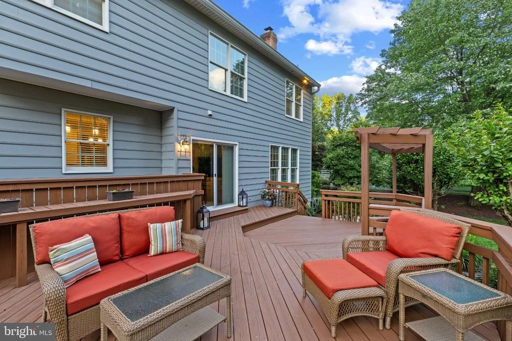 Photo of 71 SIMMONS LANE