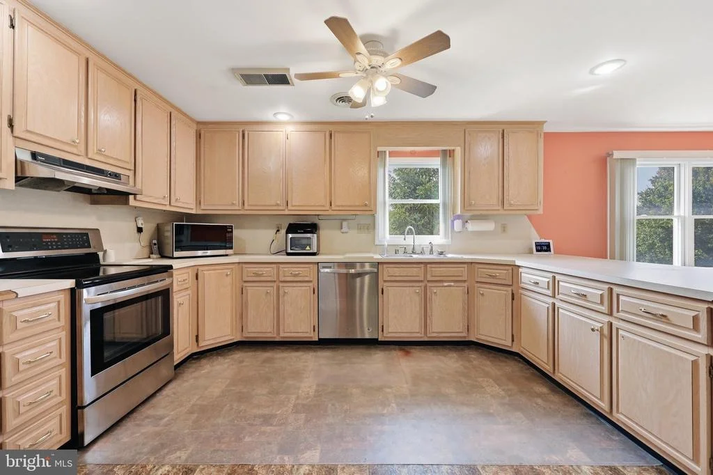 Photo of 206 SUNHIGH DRIVE