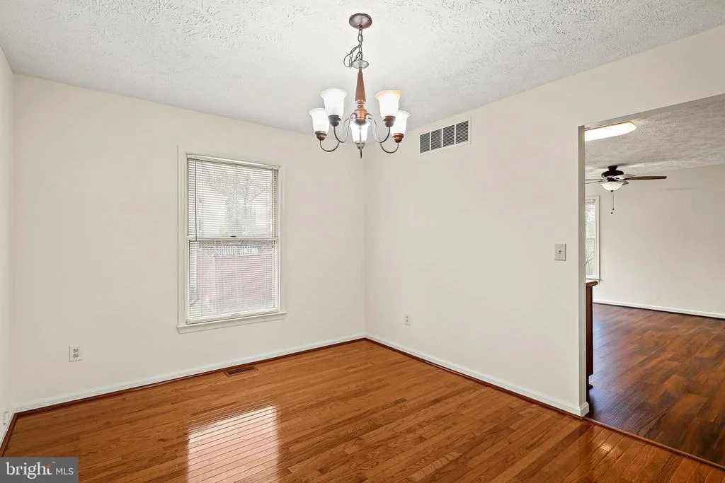 Photo of 3 GREENKNOLL BOULEVARD